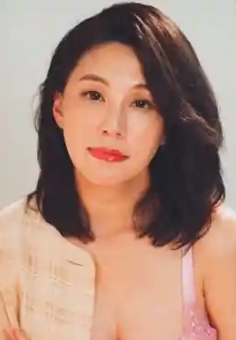 苏娅(乔安)个人资料照片